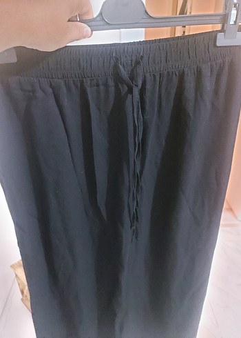 Siyah Uzun Salaş Dökümlü Etek - Görsel 4