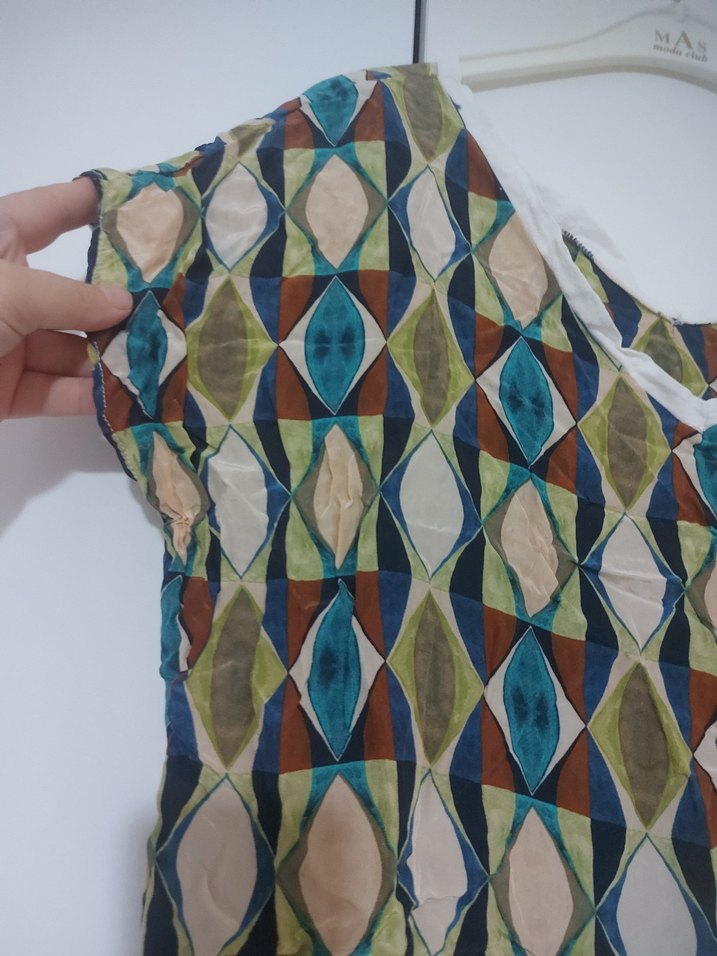 V Yaka Çok Renkli Salaş Bohem Bluz - Görsel 2