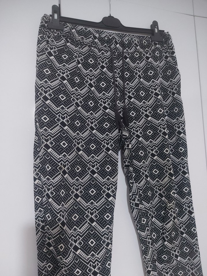 Gri Desenli Bol Kesim Kumaş Pantolon - Görsel 2