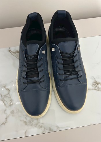 Diğer Sik Lacivert Deri Sneaker