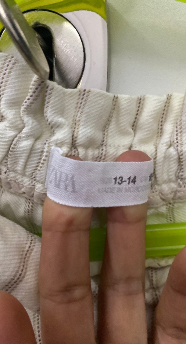 Kız  Çocuk Düğmeli Keten Çizgili Şort - Görsel 3