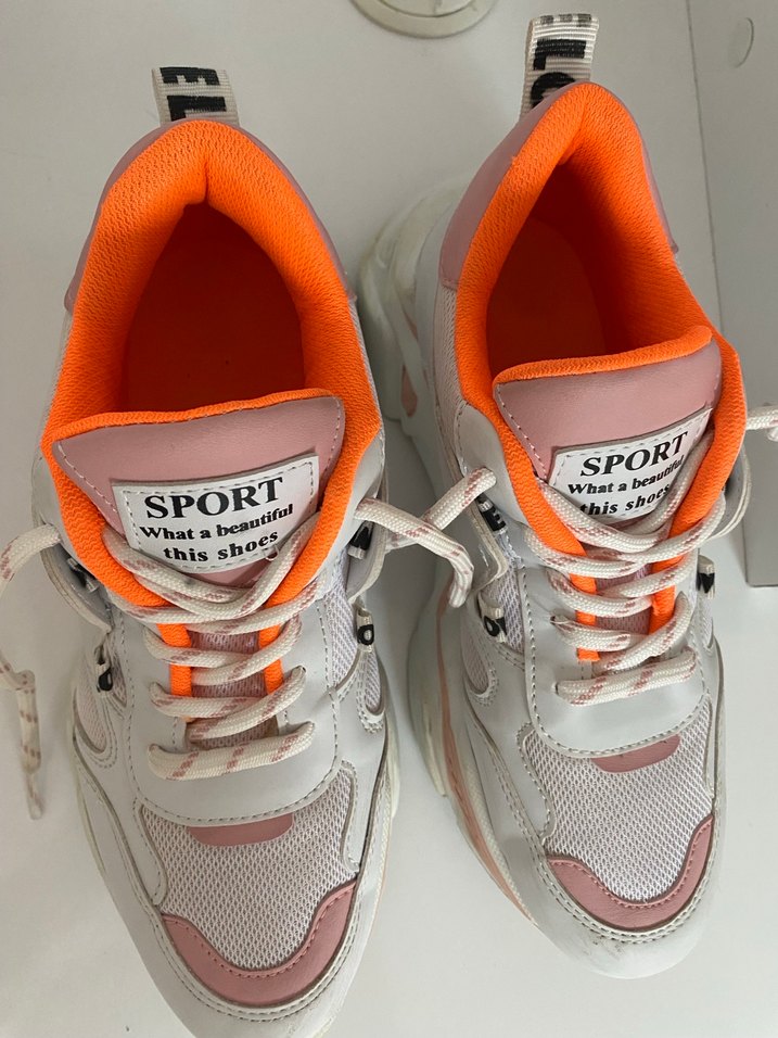 Beyaz Bağcıklı Spor Sneakers - Görsel 2