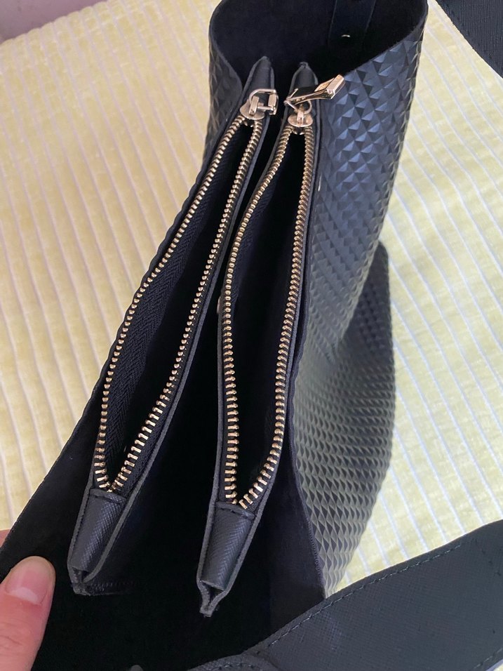 Siyah Deri Yılan Desenli Kadın Çanta - Görsel 4