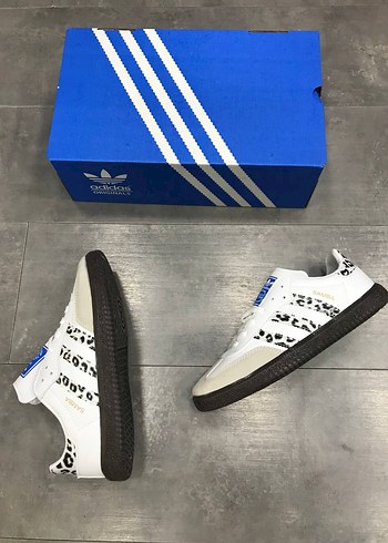 36 Beden beyaz Renk Beyaz Zebra Desenli Adidas Samba Spor Ayakkabı