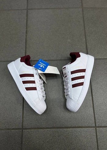 42 Beden Beyaz Bordo Adidas Süperstar Sneakers