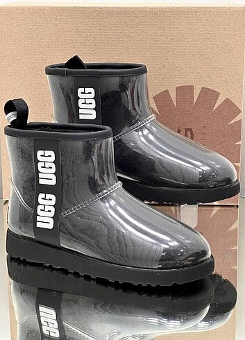 Ugg UGG waterproof clean tam kalıp ithal ürün kendi Ugg kutusund