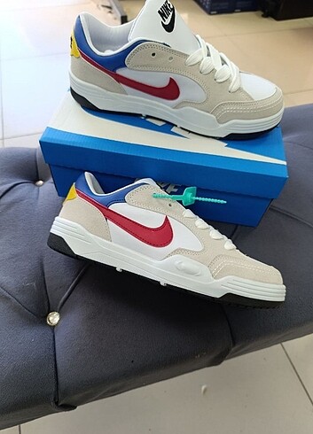38 Beden çeşitli Renk Nike 3000 bej& kırmızı İthal kalite Etiketli kutulu Soft
