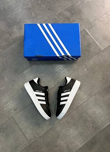 Adidas ADİDAS LOW A KALİTE ÜRÜNDÜR 0 KAUÇUK TABAN MİKROFİBER MALZEME