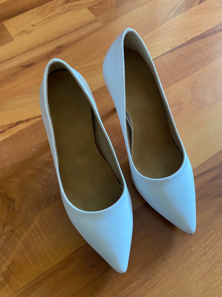 Beyaz Minimalist Stiletto Topuklu Kadın Ayakkabı - Görsel 2