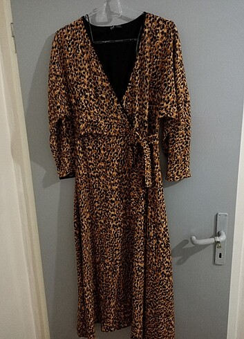 Zara leopar elbise 