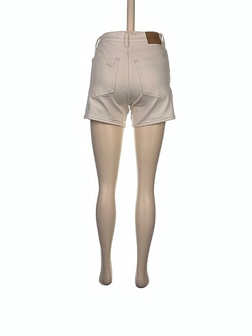 34 Beden H&M Mini Şort %70 İndirimli.