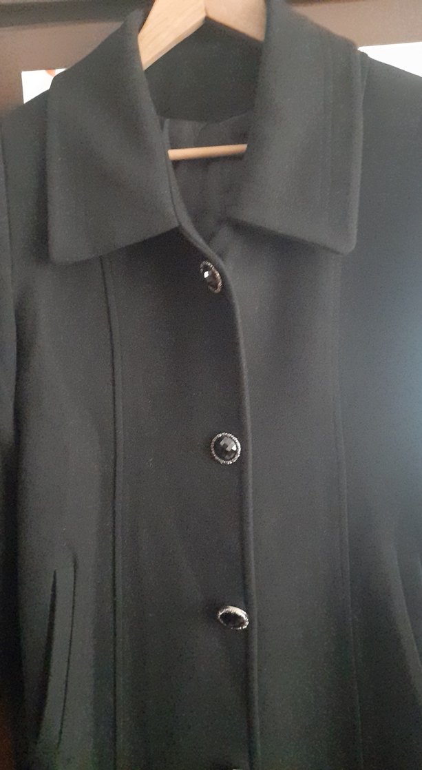 Düğmeli Siyah Uzun Kaban kaşe - Görsel 2