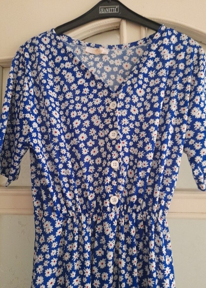 Çiçekli elbise - Görsel 2