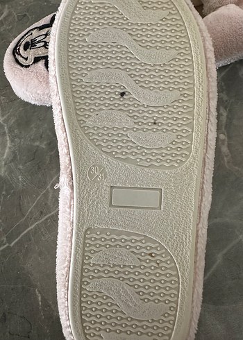 LC Waikiki Kız Çocuk Pembe Nakışlı Sıcak Ev Terliği