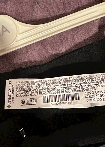 Stradıvarıus Kadın Siyah Kumaş Pantolon Kemerli - Görsel 8