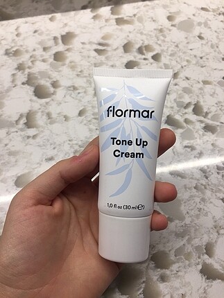 Flormar Cilt tonu eşitleyici baz