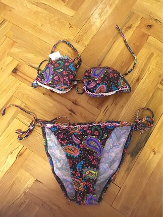 Bikini