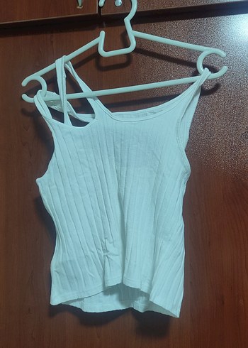 LC Waikiki Beyaz V Yaka Kolsuz Mini Kadın Atlet
