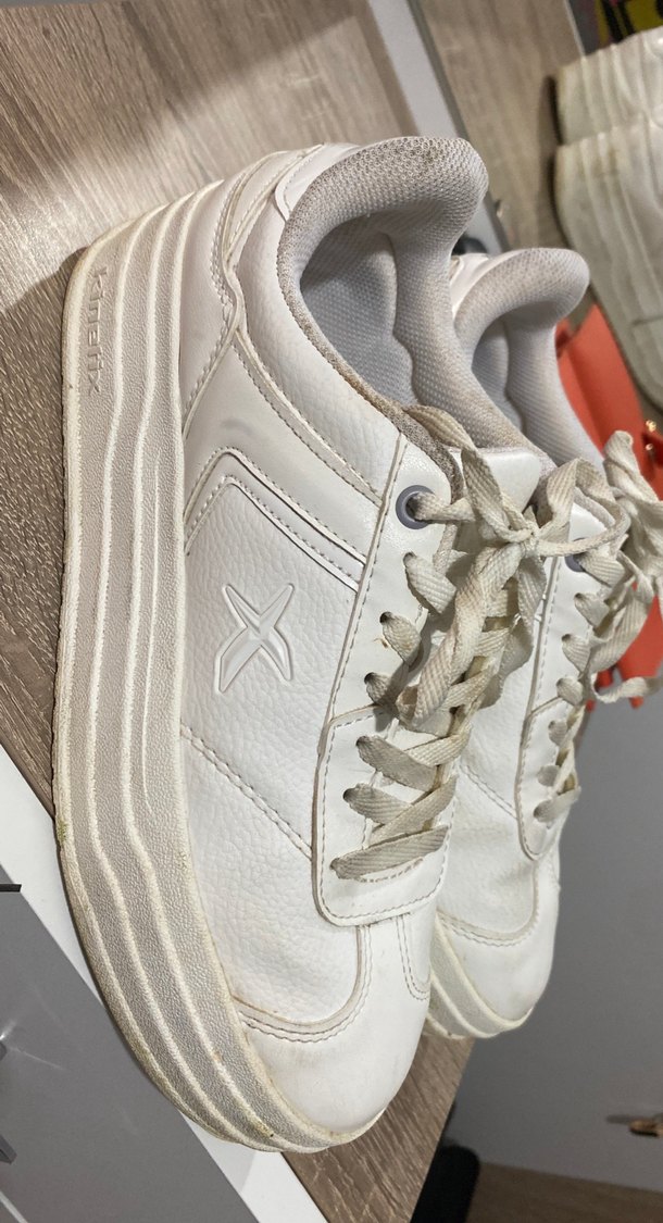 Beyaz Bağcıklı Kadın Spor Ayakkabı - Görsel 2