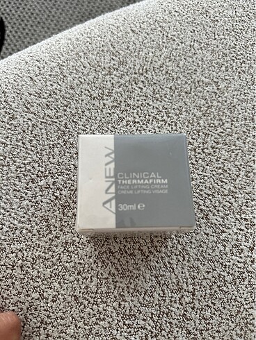 Anew yüz kremi
