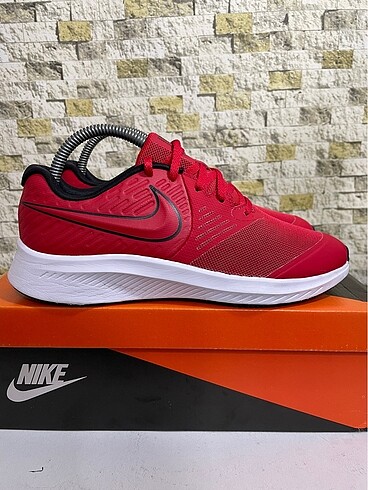 Nike Star Runner 2