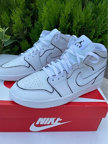 diğer Beden Nike Air Jordan 1 Mid