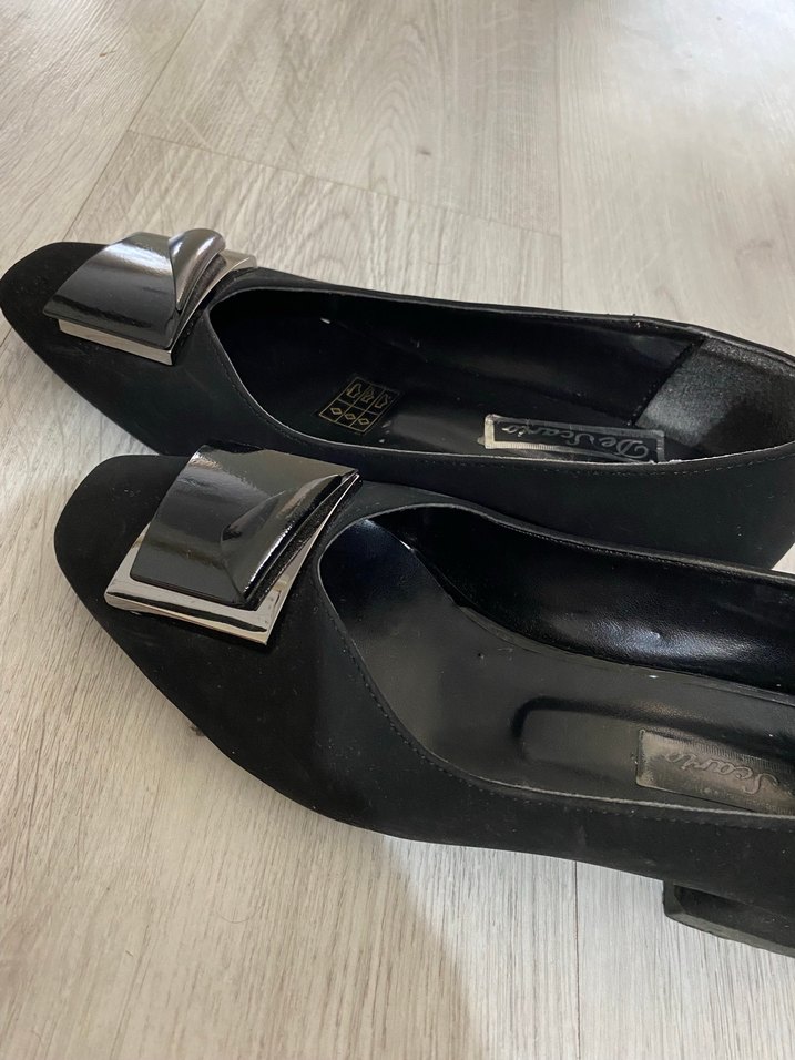 Klasik Siyah Tokalı Kadın Topuklu Babet - Görsel 2