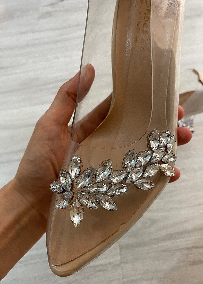 Şeffaf topuklu ayakkabı - Görsel 4