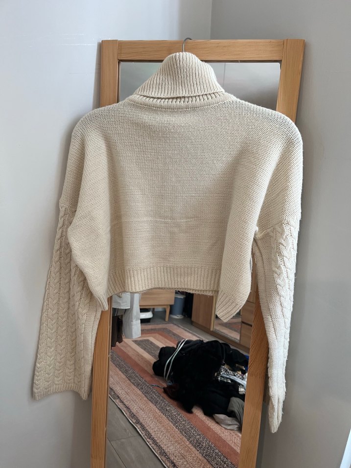 Beyaz Örgü Boğazlı Triko Kazak - Görsel 2