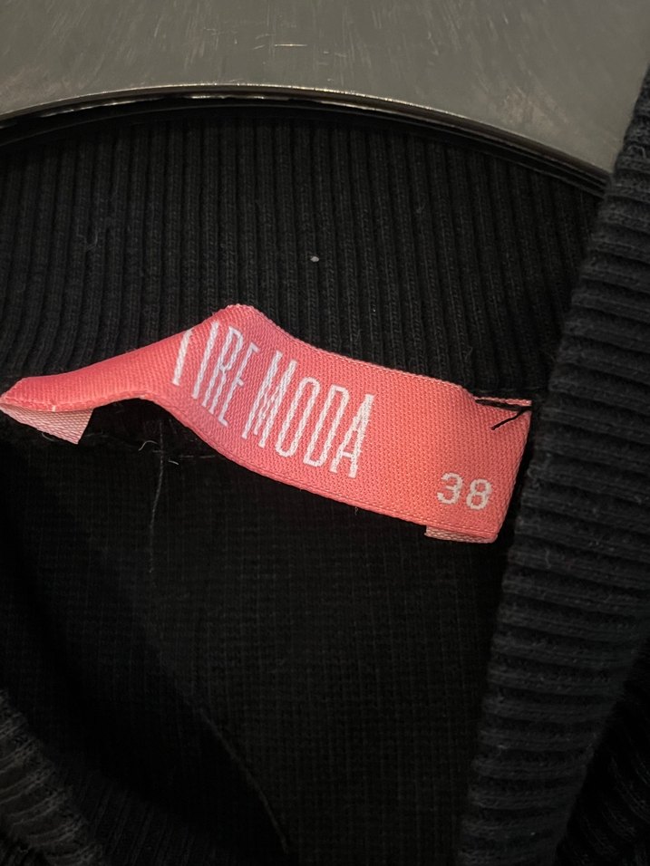 Siyah Midi Yüksek Yaka Fitilli Triko Elbise - Görsel 3