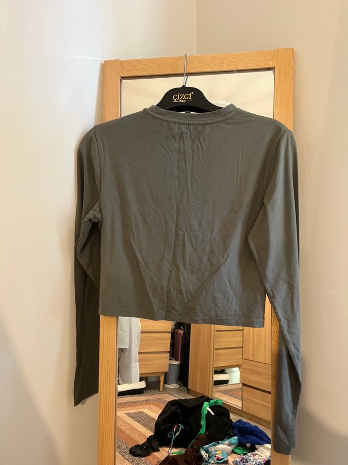 Kadın Haki Uzun Kollu Crop - Görsel 2