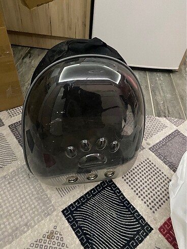 Kedi taşıma çantası