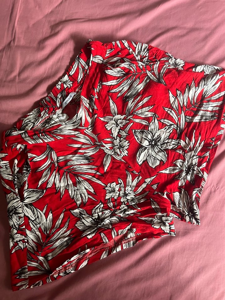 Bohem Çiçek Desenli Yeşil Hamile Şortu - Görsel 3