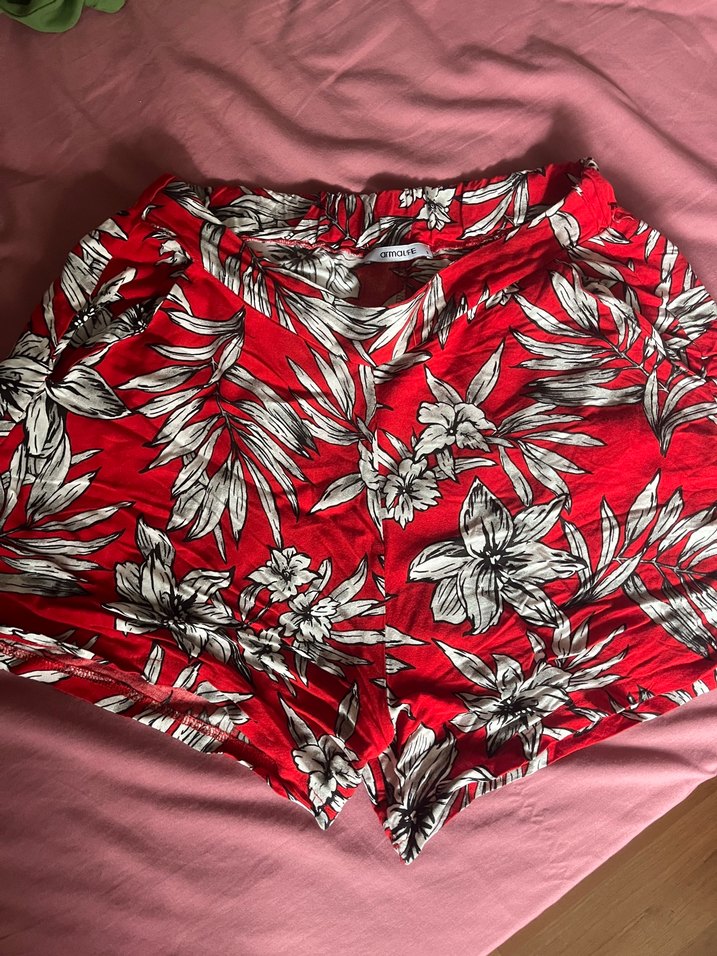 Bohem Çiçek Desenli Yeşil Hamile Şortu - Görsel 2