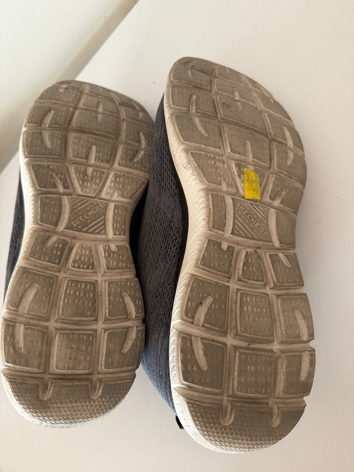 Gri Skechers Spor Ayakkabı - Görsel 2