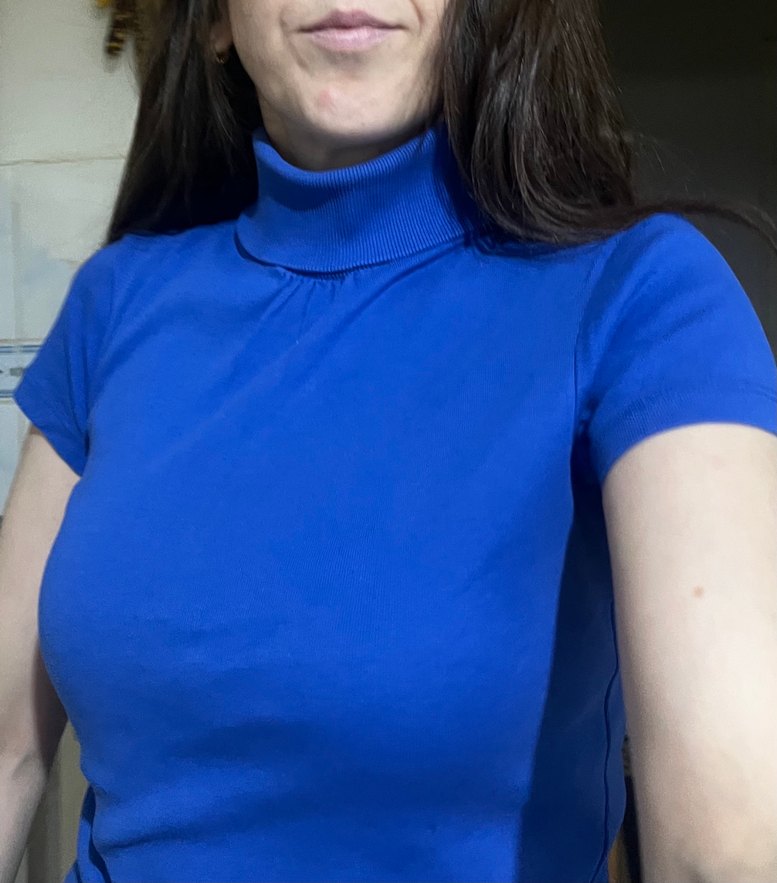 Parlak Mavi Yüksek Yakalı Hamile Tişörtü - Görsel 5