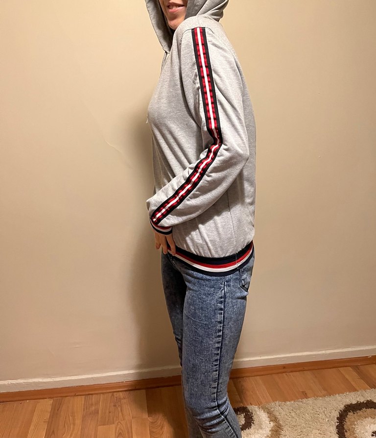 Gri Fermuarlı Çizgili Kadın Sweatshirt - Görsel 4