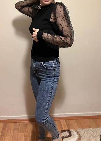 Dantel Detaylı Siyah Kadın Bluz - Görsel 2