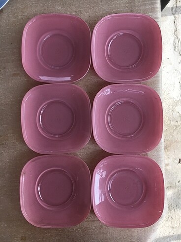 Pembe Çay Bardağı Altlığı