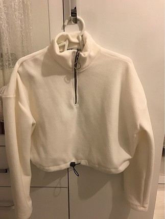 crop sweat