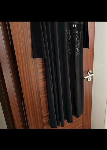 46 Beden Siyah elbise uzun çok güzel