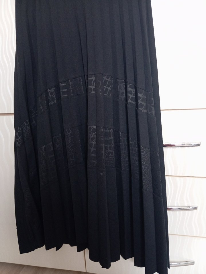 Siyah Pilili Uzun Kadın Etek iki lı takım - Görsel 3