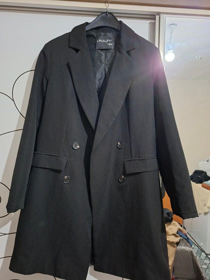 Düğmeli Siyah Midi Kadın Blazer - Görsel 2