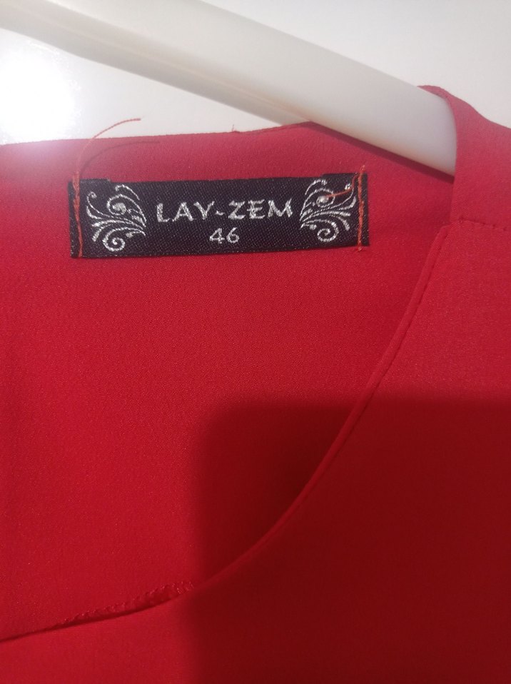 Uzun Narçiçeği Nakışlı Kadın Tunik - Görsel 2