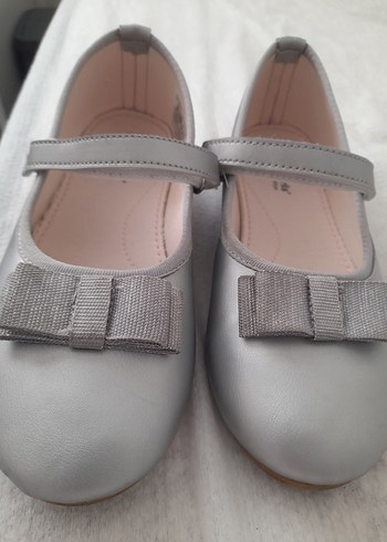 Kız Çocuk Gri Tokalı Babet Ayakkabı - Görsel 3