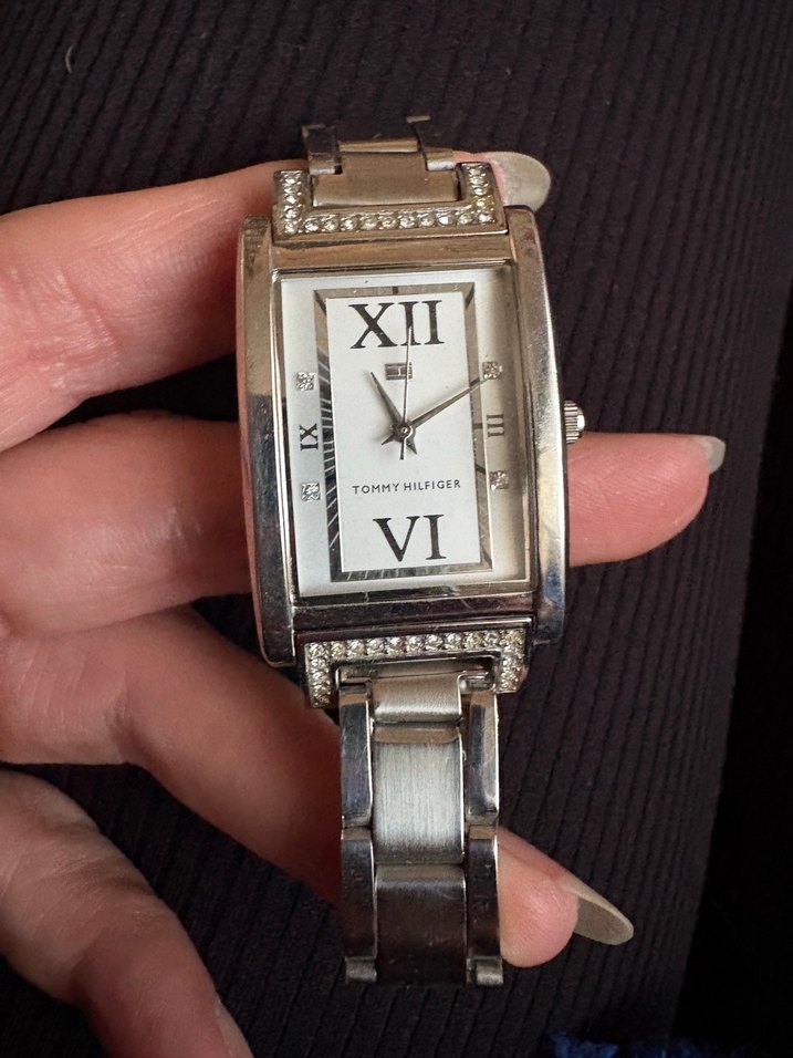 Klasik Kırmızı Tokalı Kadın Saati Kayışı - Görsel 2