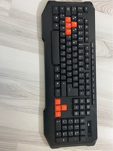 Klavye