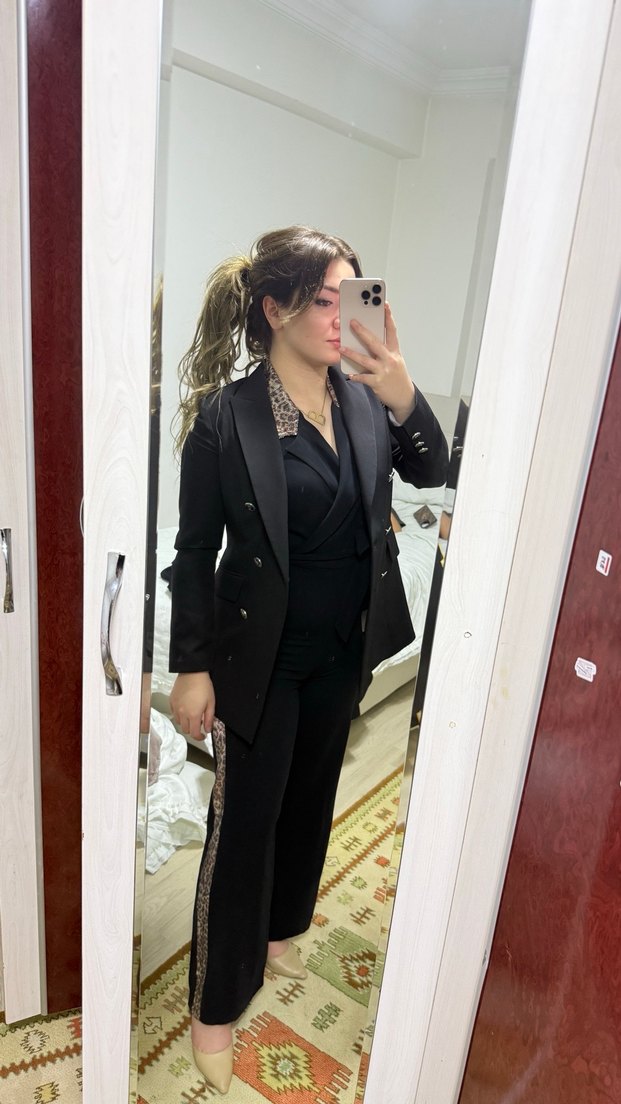 Siyah Düğmeli Kadın Blazer Ceket - Görsel 4