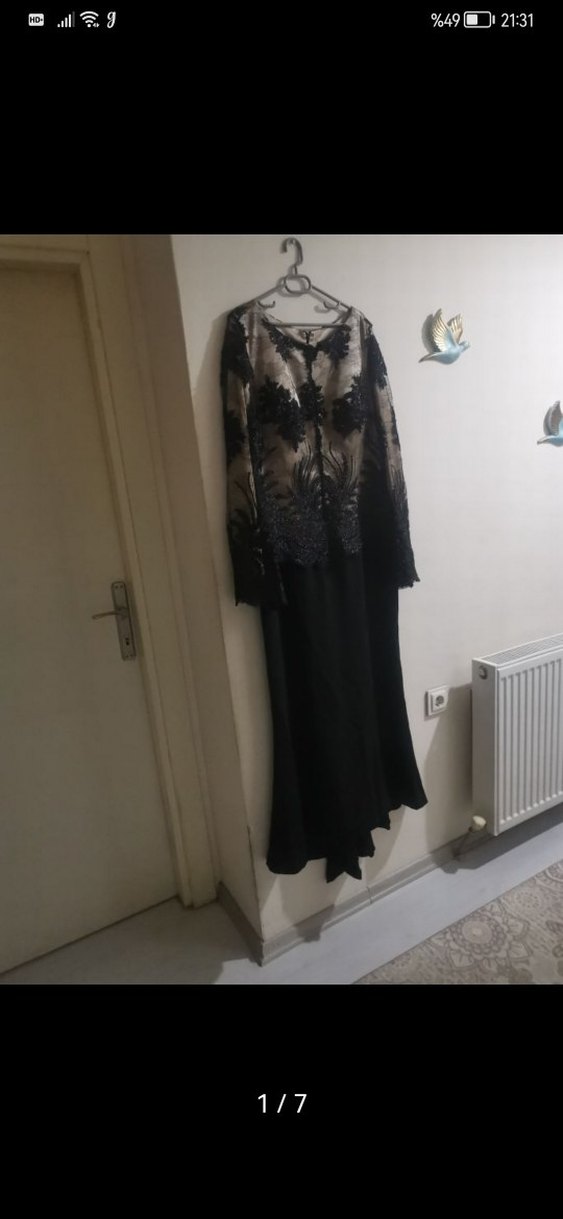 Dantel Detaylı Siyah Uzun Kollu Gotik Abiye Elbise - Görsel 2