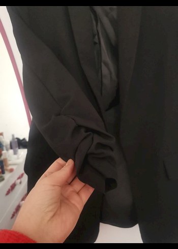 Siyah Kadın Ofis Blazeri kolları büzgülü - Görsel 4